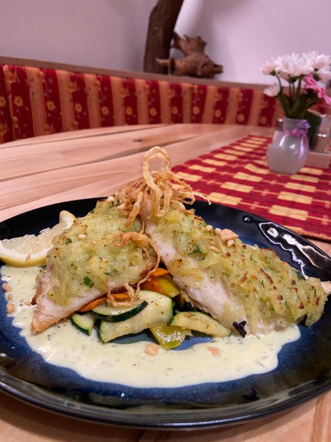 Oberwoelz Stadt 摩尔恩旅馆酒店 外观 照片