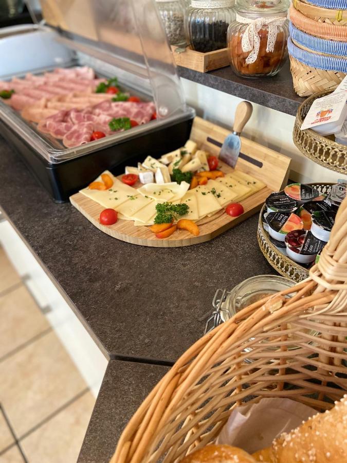 Oberwoelz Stadt 摩尔恩旅馆酒店 外观 照片